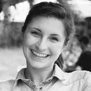 Oana's animated profile picture